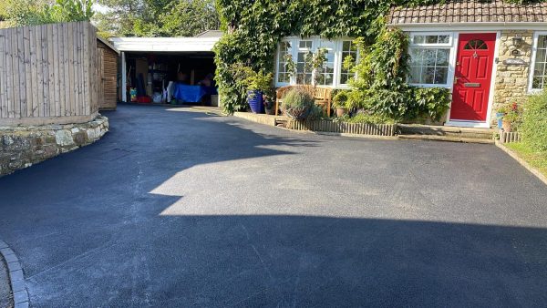 Asphalt driveway resurfacing in Alresford